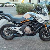 Terminale in carbonio GPR  per CF MOTO MT 650