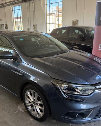 Renault Megane Mégane Grand Coupé TCe 140CV EDC FA