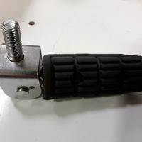 Pedana poggia piedi post. sx yamaha xj 750 fj 1100