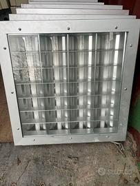 PLAFONIERA CON TUBI LED