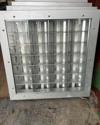 PLAFONIERA CON TUBI LED