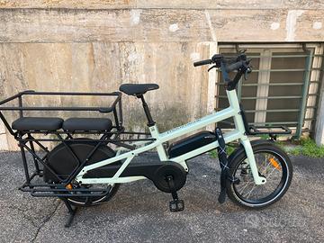 Moustache Lundi Cargo 1