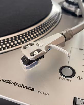 Coppia di giradischi audio technica AT-LP140XP
