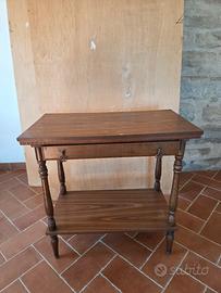 Tavolino in legno