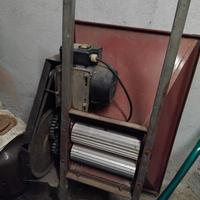 Schiaccia UVA elettrica 220v