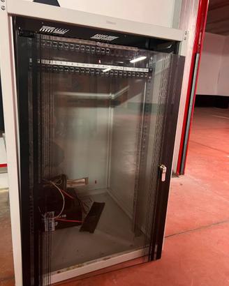 Armadio Rack 19" BTicino da pavimento