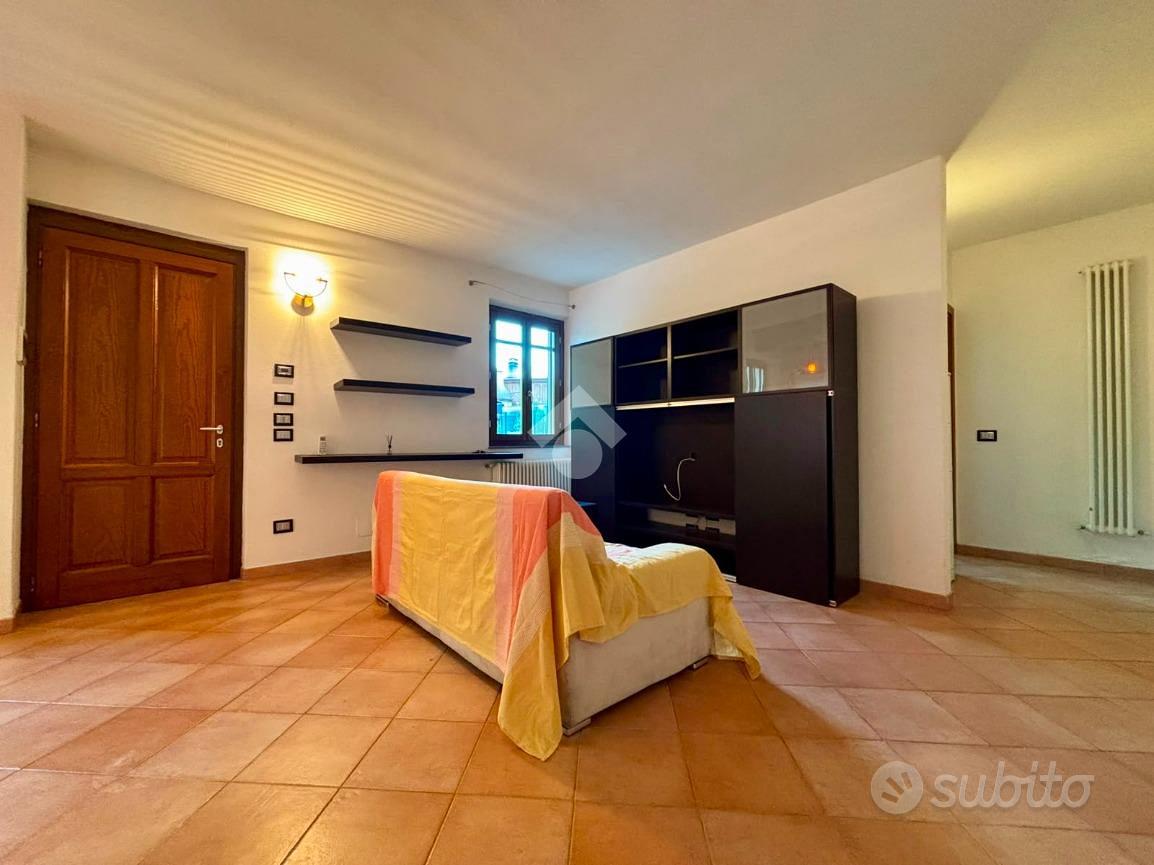 2 LOCALI A REGGELLO - Altro