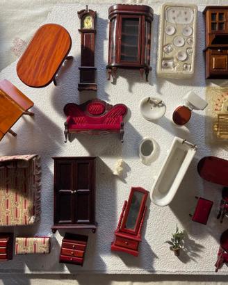 Miniature doll's house