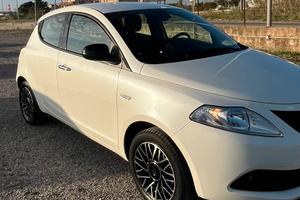 LANCIA YPSILON GOLD 1.2 FIRE 4 CILINDRI BENZ