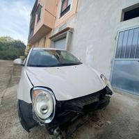 Alfa mito incidentata
