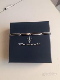 bracciale marchio Maserati completo di scatola