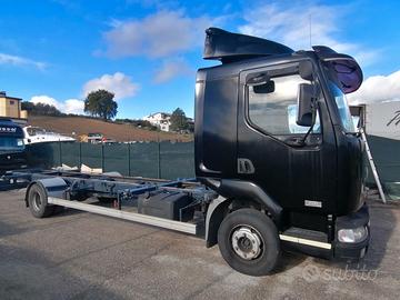 Autocarro Renault midlum 220 dci