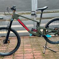 Santa Cruz Bronson R con upgrade tg. XL