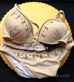 Nuovo lussuoso costume da bagno Sensitive,46