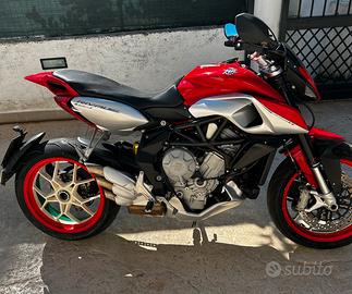 Mv augusta rivale 800