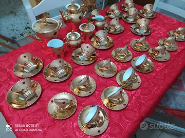 Servizio da The e Caffè in Oro zecchino