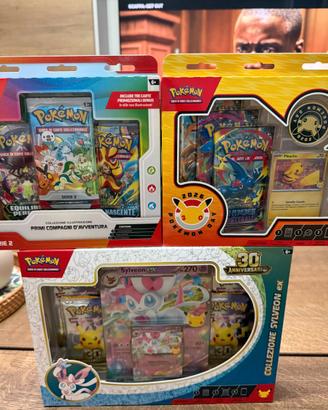 Lotto prodotti pokemon 30° anniversario collezioni