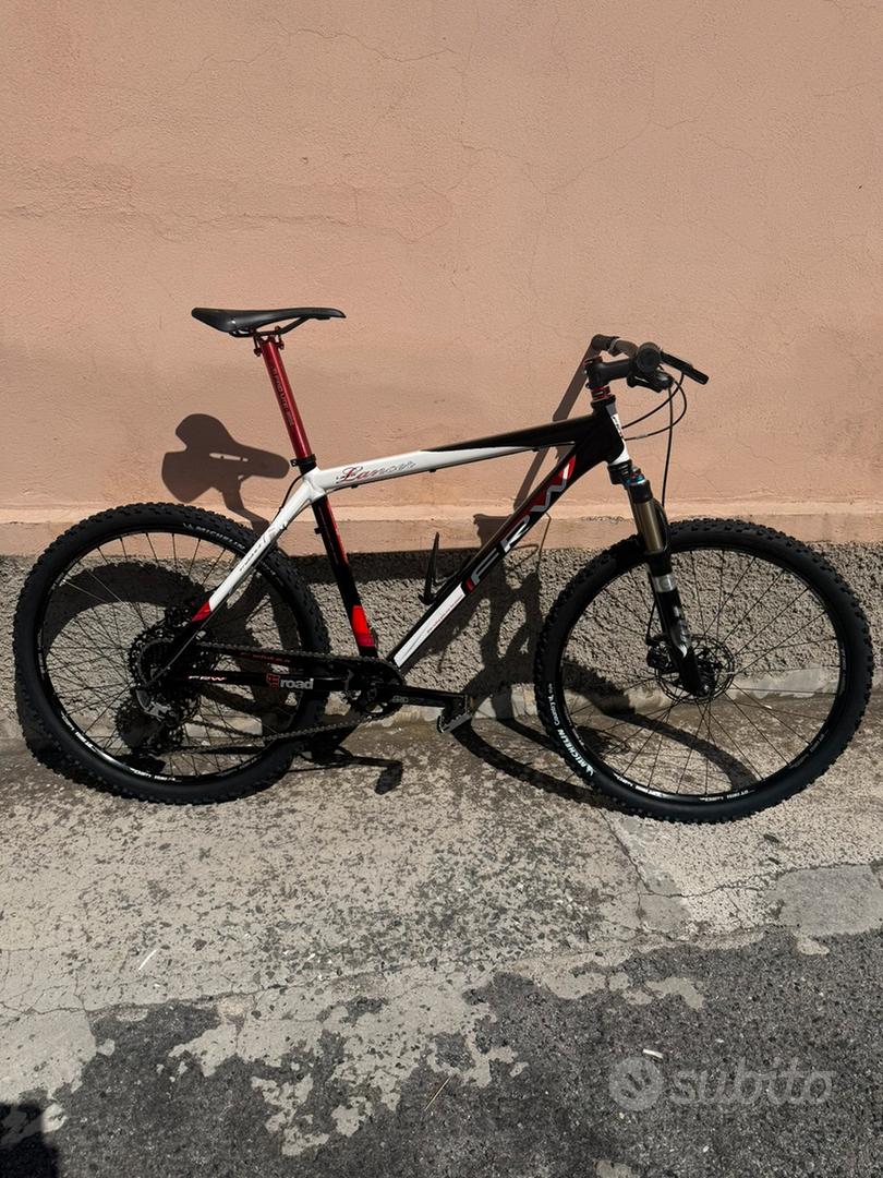 Frw Lancer Telaio Carbonio Mtb 26 Usato Telaio Mtb Mtb Carbonio 26