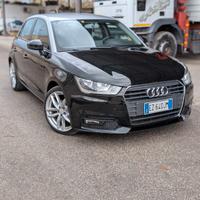 Audi A1 1.4 TDI ultra Sport BICOLORE