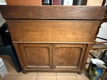 Madia antica di legno