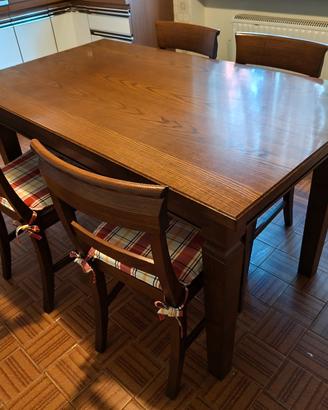 Tavolo allungabile in legno massello