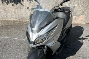 Kawasaki J300 - Usato/Incidentato