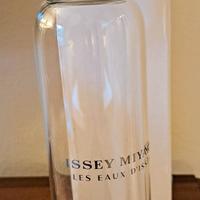 BORRACCIA ISSEY MIYAKE. NUOVA