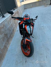 KTM Duke890 GP