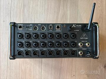 Behringer X AIR XR18