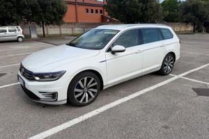 Volkswagen Passat Variant 1.4 GTE DSG Plug-In-Hybr
