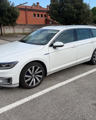 Volkswagen Passat Variant 1.4 GTE DSG Plug-In-Hybr