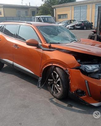 Peugeot 2008 1.2 Benzina 2020 Demolita - Ricambi