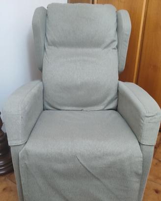 Poltrona elettro assistita