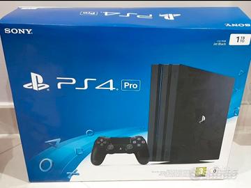 playstation 4 pro cone nuova con 2 joypad nuovi