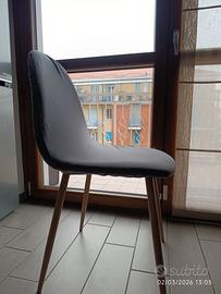 4 sedie modello scandinavo 
