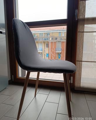 4 sedie modello scandinavo 