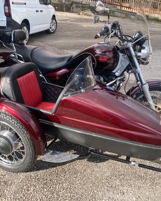 Guzzi California.ev Sidecar