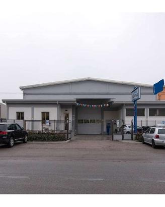 Carrozzeria con appartamento connesso