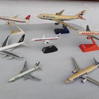 7 aeroplani modellini vintage particolari 