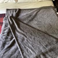 Coperta matrimoniale in pile, color grigio