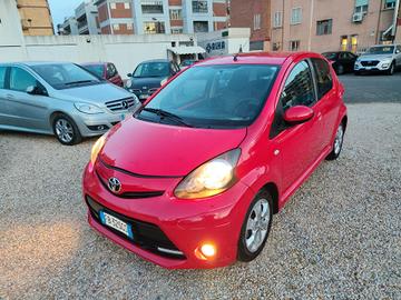 Disponibile!Toyota Aygo 1.0 5 porte Lounge Connect