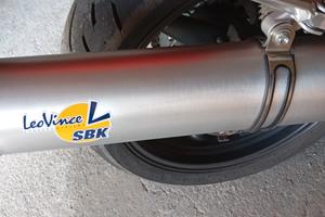 scarico LeoVince sbk