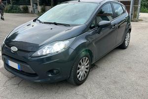 Ford fiesta mk7 del 2010