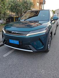 BYD Atto 2 DMi 212 CV come nuova