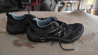 Scarpe da trekking basse AHNU da donna (n. 39.5)