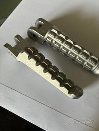 Coppia Pedane Ducati dx e sx perfette