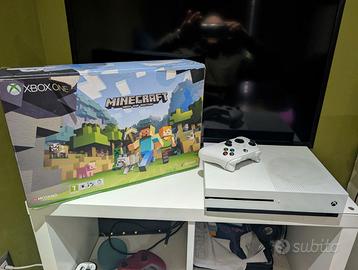 Xbox One 500GB pronta all’uso – joystick+scatola