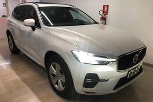 VOLVO XC60 B4
