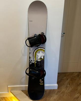 Tavola da snowboard salomon (156 cm)+attacchi