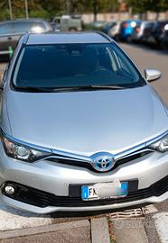 Toyota Auris Hibrid